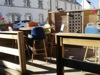 Bar Restaurant