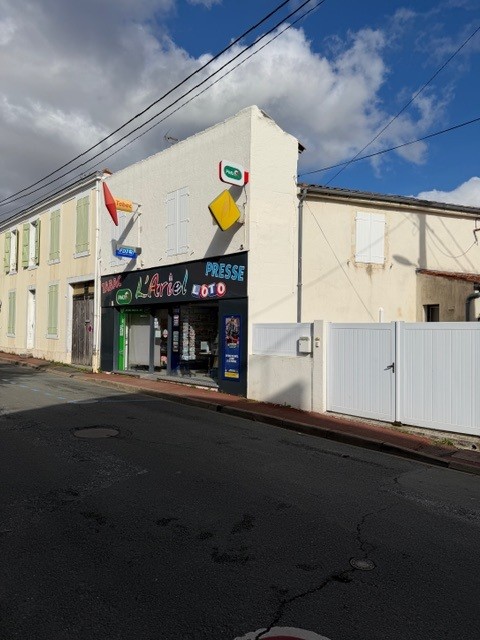 SURGERES : L'ARIEL change de propriétaire !